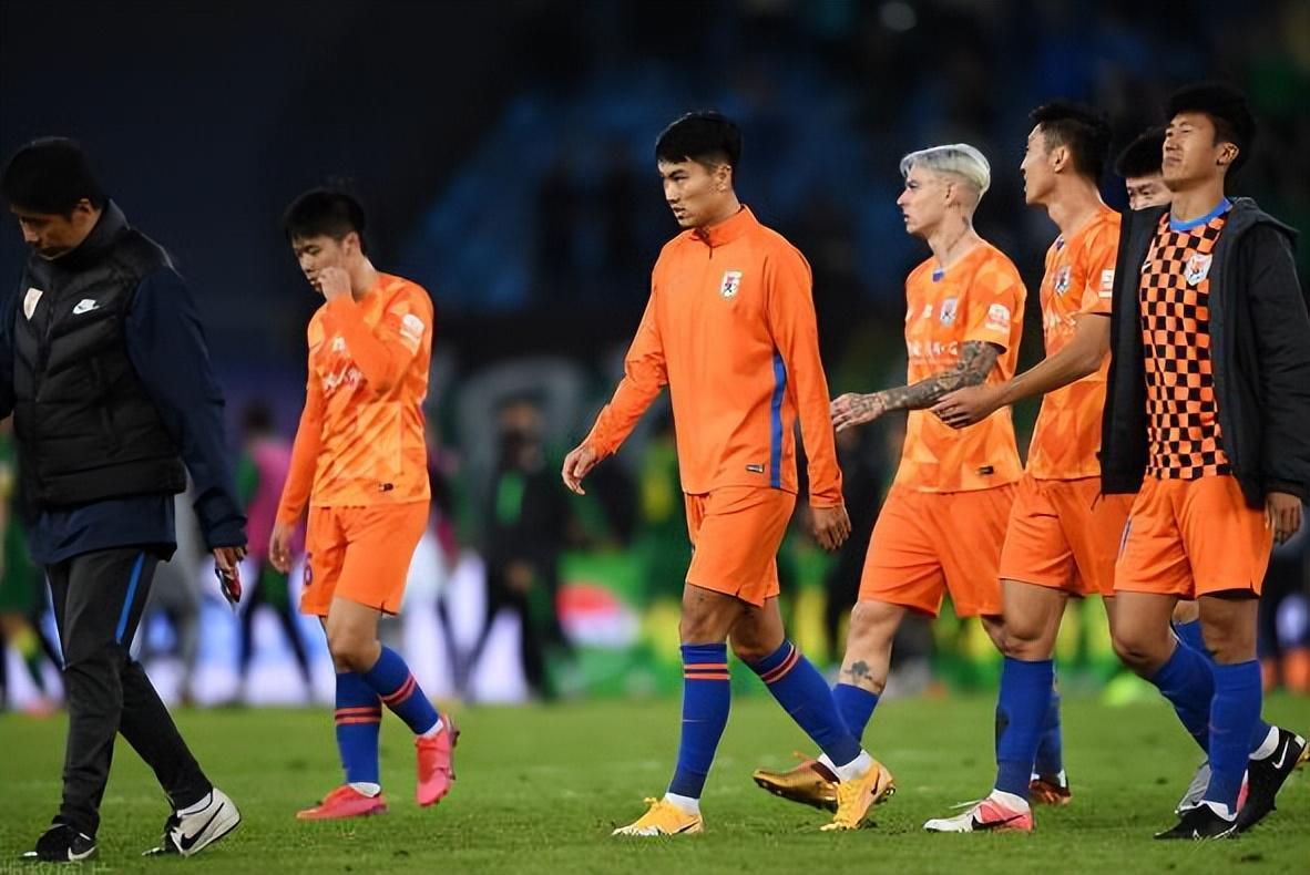 米乐M6登录-喜讯！鲁能久违的锋霸刚回到俱乐部就爆发，热身赛破门表现不俗