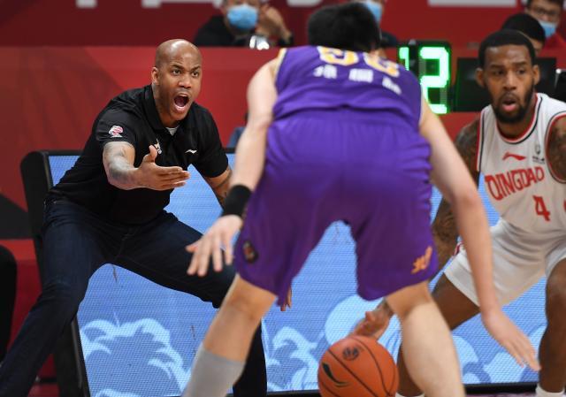 米乐M6登录-年轻广州压哨反超豪华北控 CBA收官日悲喜两重天